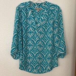 Banana Republic Teal Blouse Elegant and Versatile